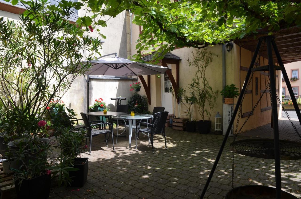 Altes Winzerhaus - Ferienhaus Burgen  외부 사진